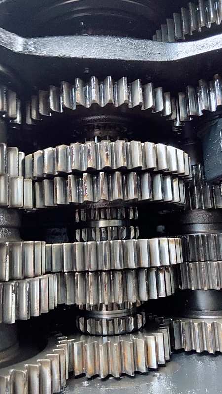 法士特大10档变速箱10jsd140变速箱内部齿轮-度小视