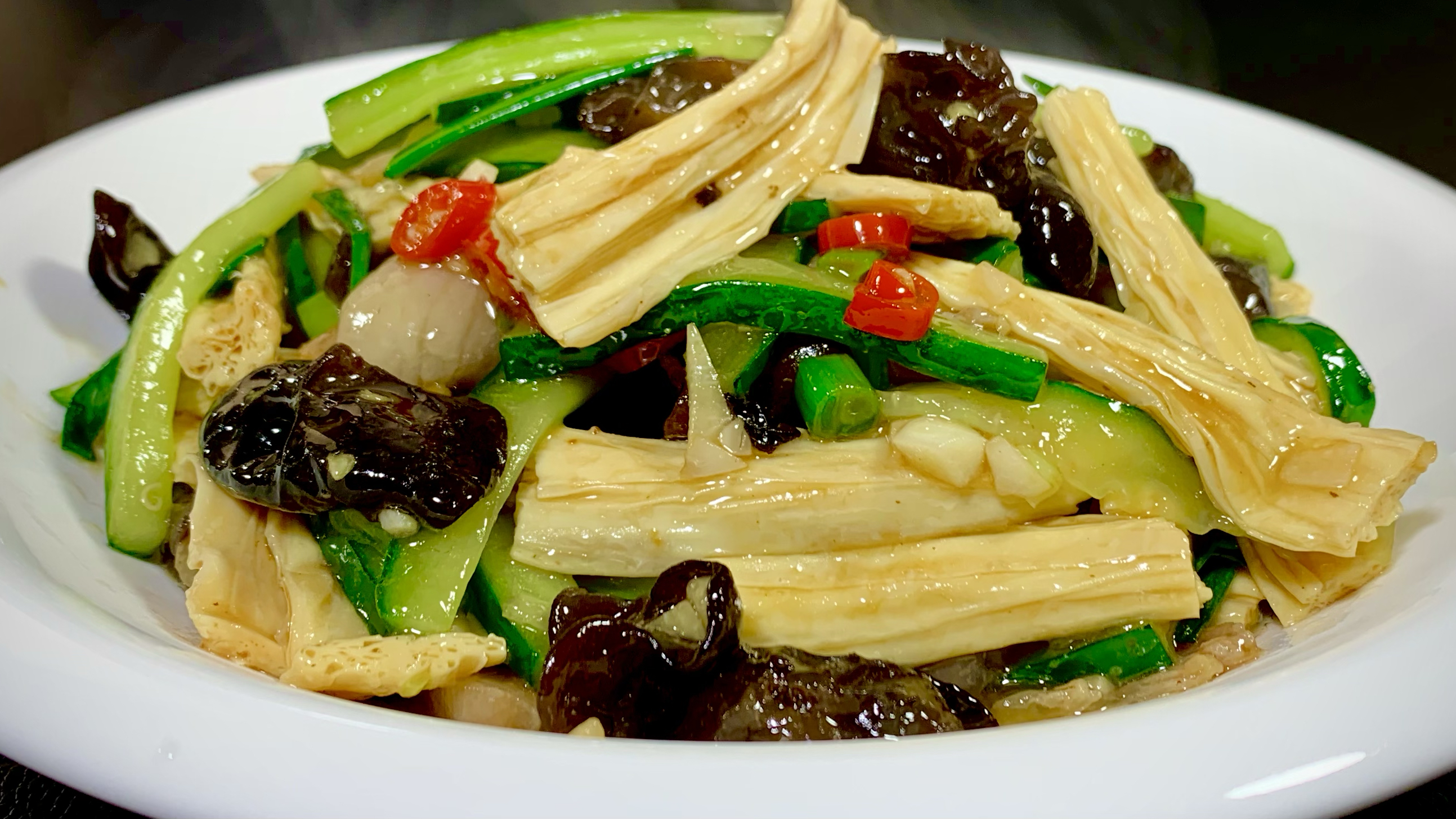 腐竹最简单好吃的做法，鲜嫩爽滑又入味，一周吃六次都不腻好吃