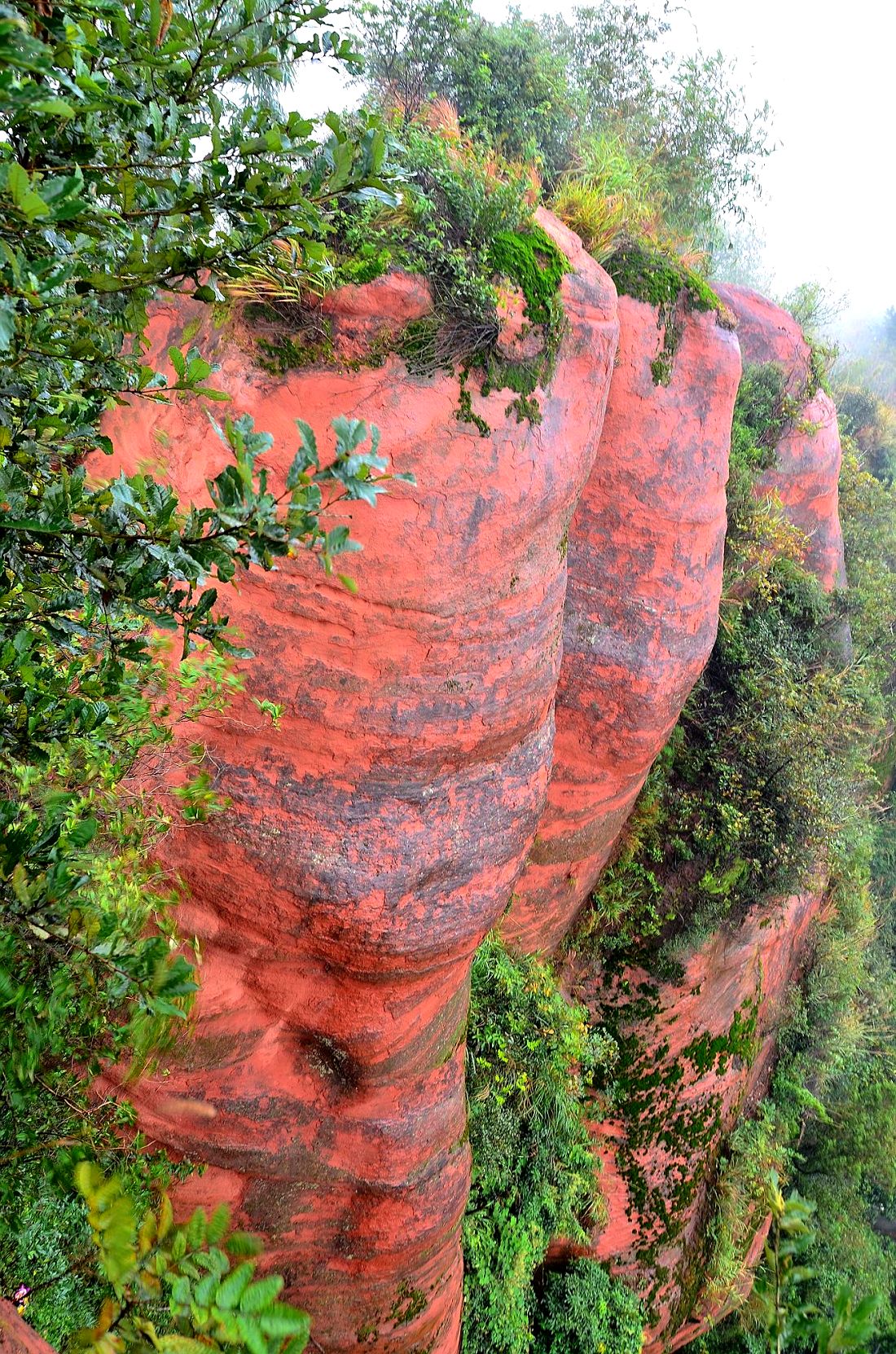 宜宾高县红岩山风景区图片