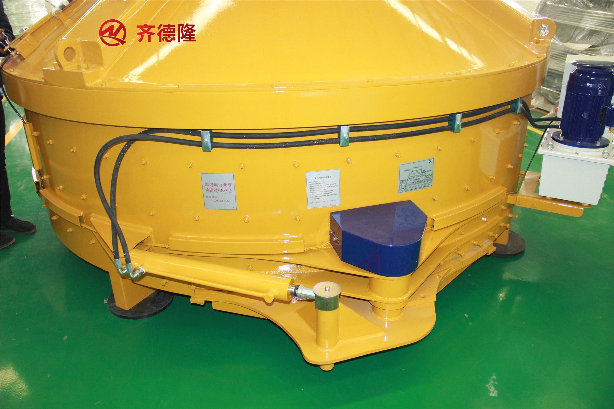 搅拌机"无死角"混合制料——齐德隆立轴行星式搅拌机