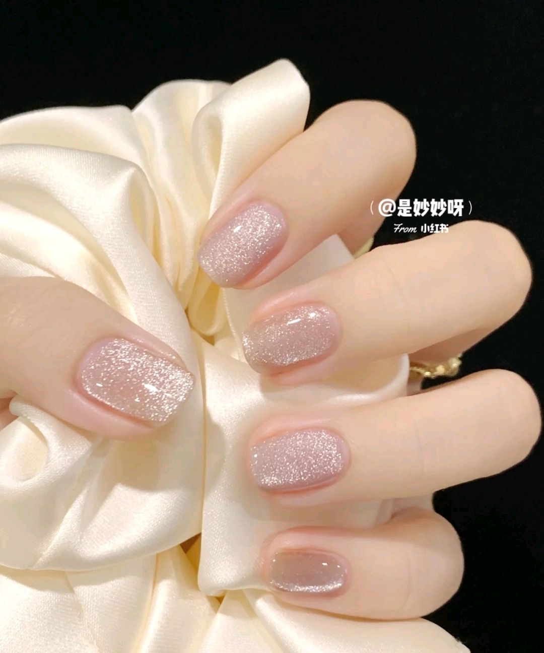 夏日美甲奶茶色猫眼 超温柔哦