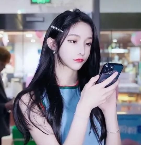 abbily"变性"半年未痊愈,晒照被指太血腥,网友:非练葵花宝典