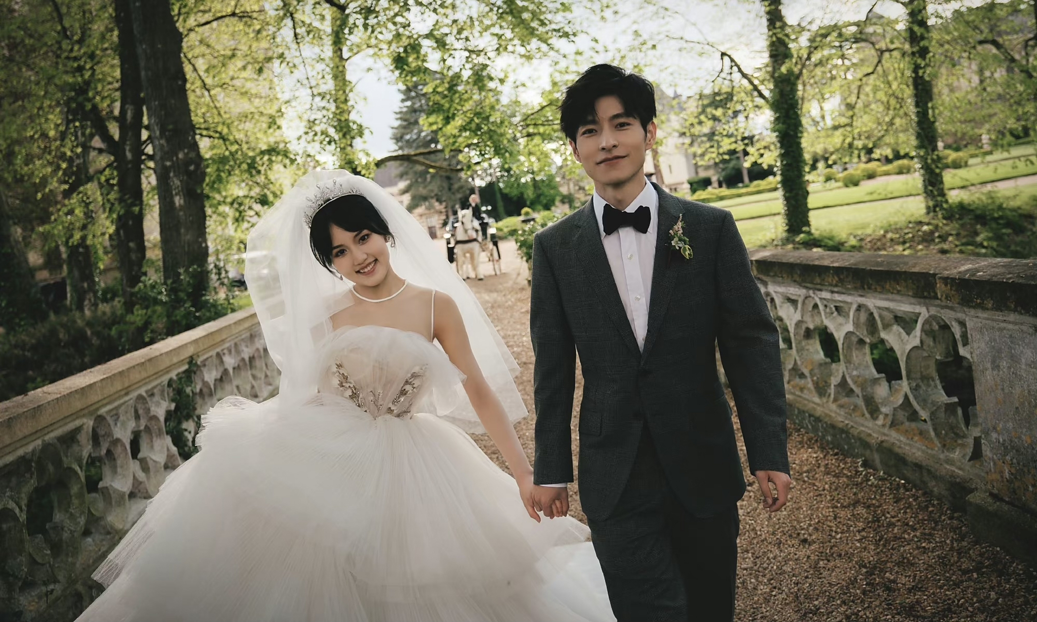 "北大校草"郭文韬官宣婚礼!