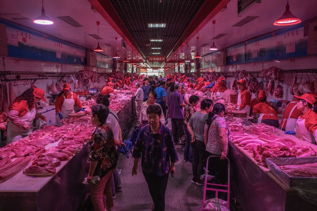 北京的一个肉类批发市场。