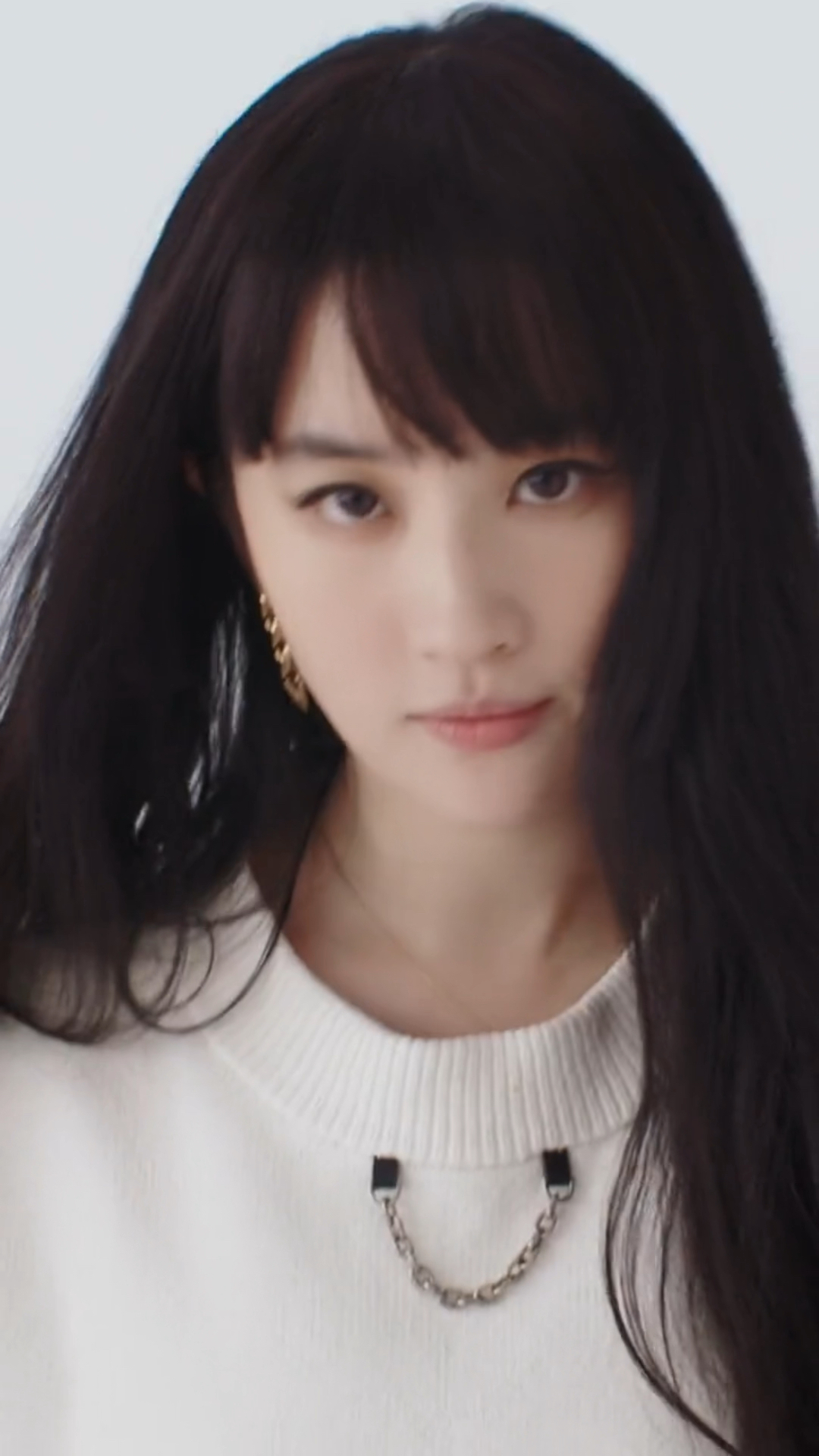 刘亦菲齐刘海长发造型简直就是一个行走的洋娃娃