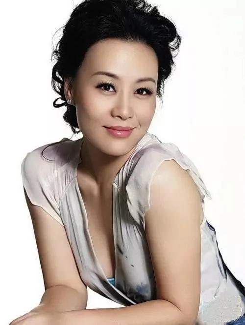 年轻时候美丽的邬君梅