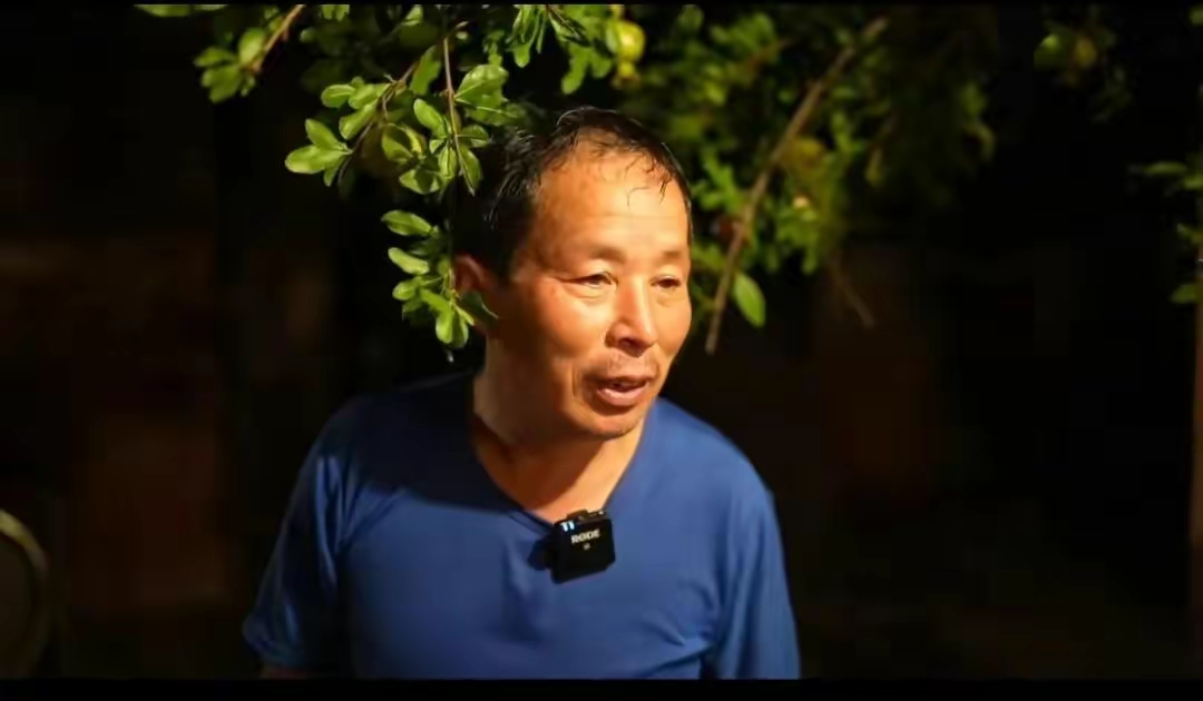 我被"玉霞和解放"这个4分8妙的视频感动了