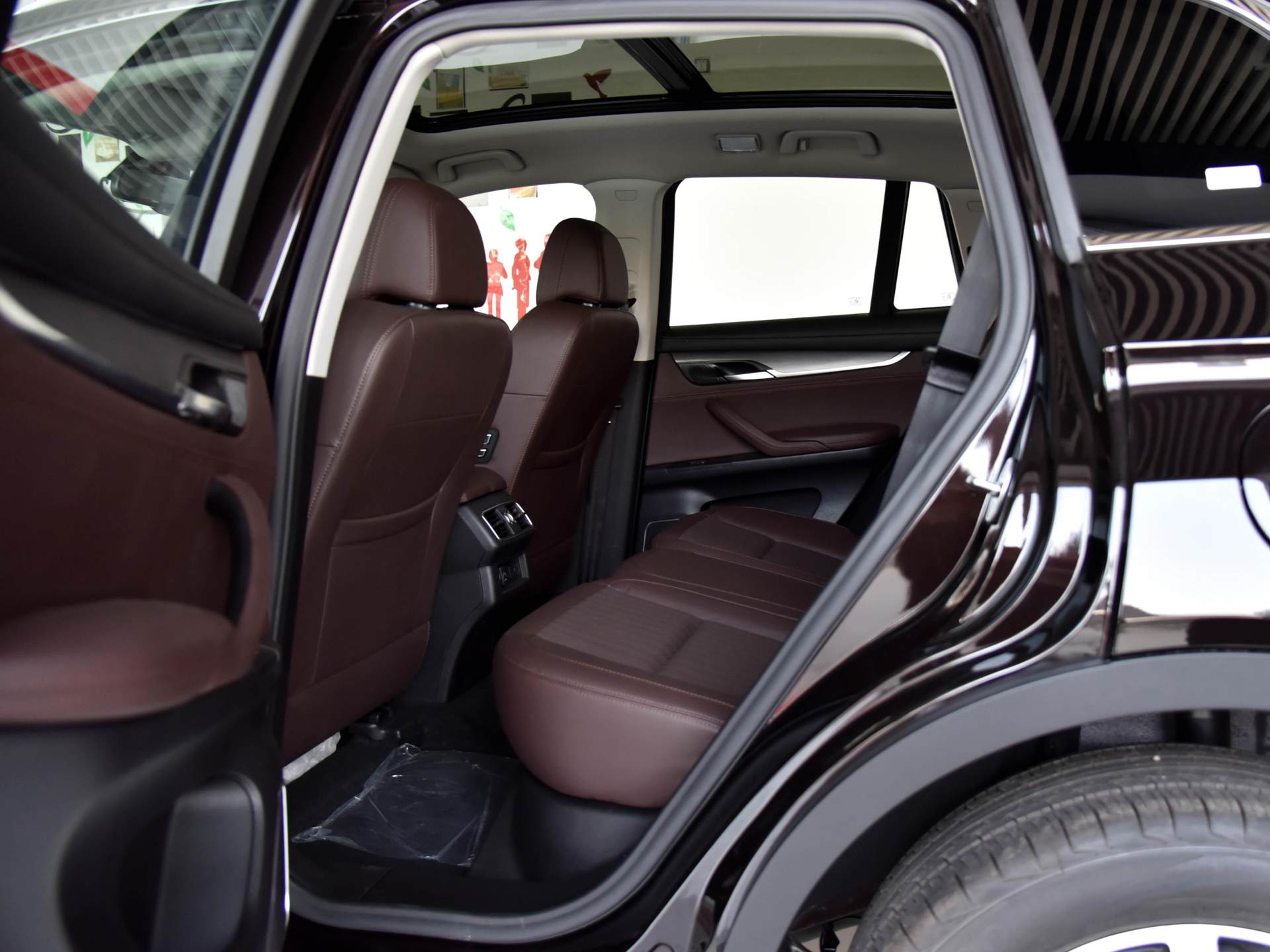 内饰像宝马,外观特有面,配自动挡的低价suv,实拍汉腾x7