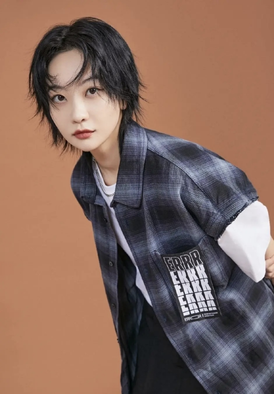 冷心清,1995年1月18日出生,中国内地影视女演员.