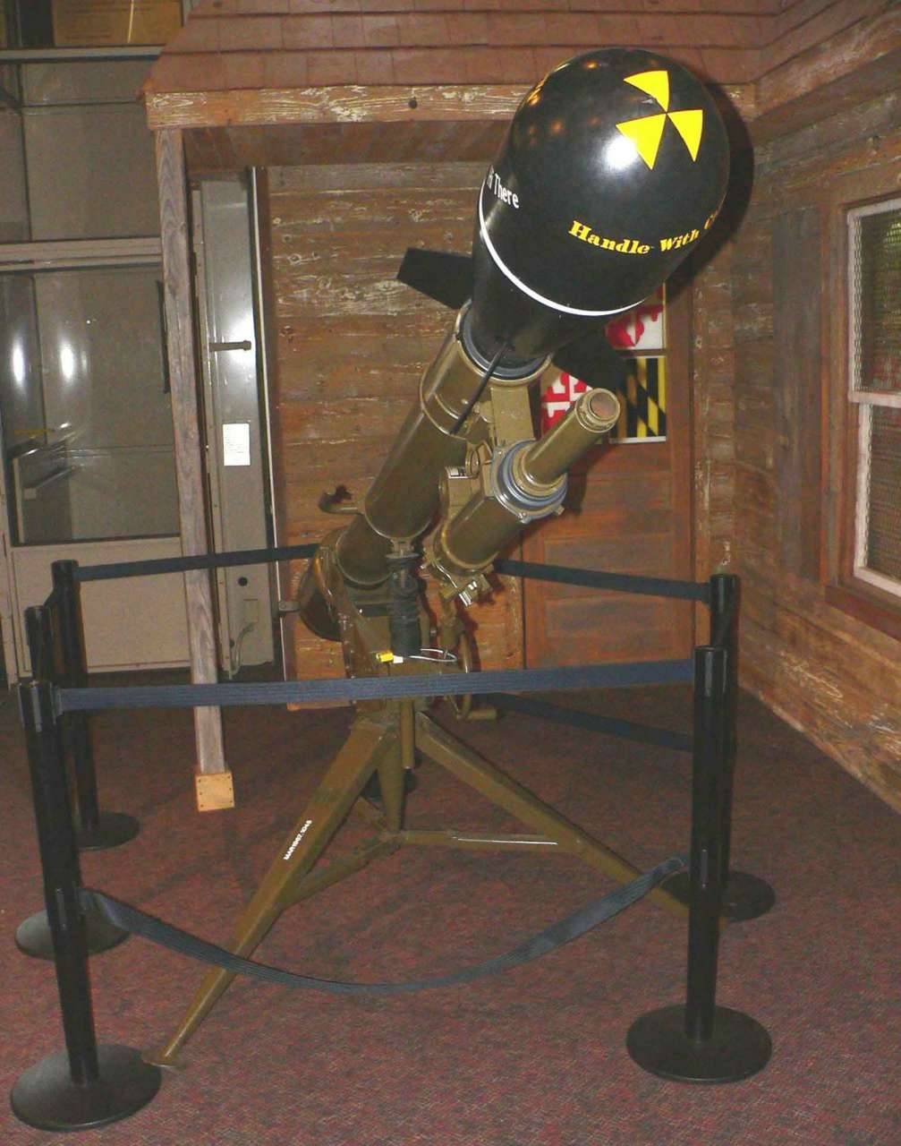 炮)是美军在冷战时期装备的小型核武器,发射m388"大卫·克洛科特"核弹