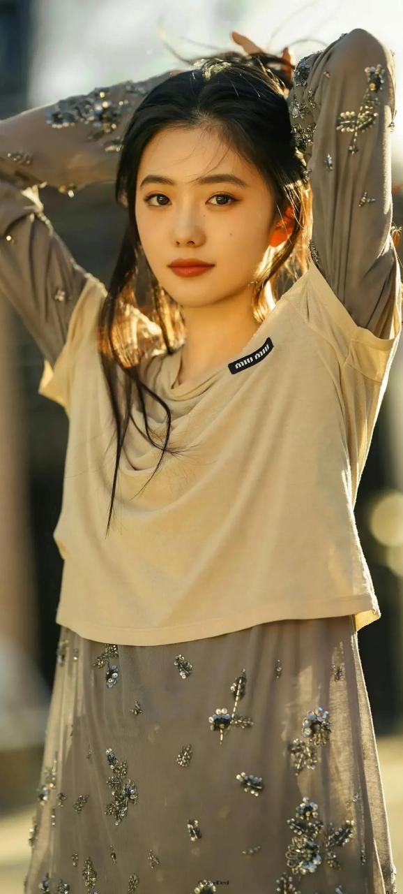 刘浩存越来越漂亮了