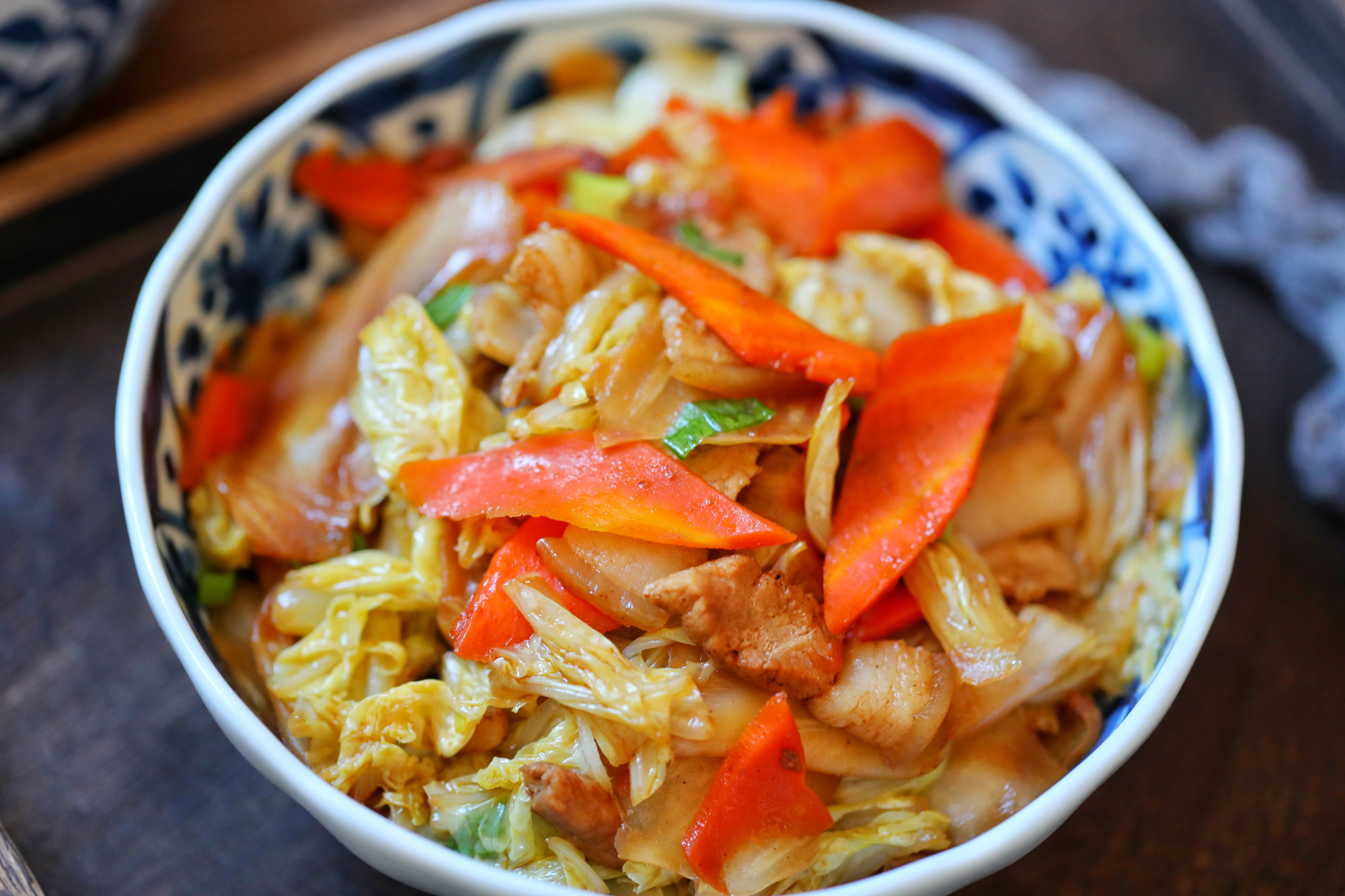 炒白菜的时候,切白菜才是关键,一步错步步错,难怪不清脆不好吃