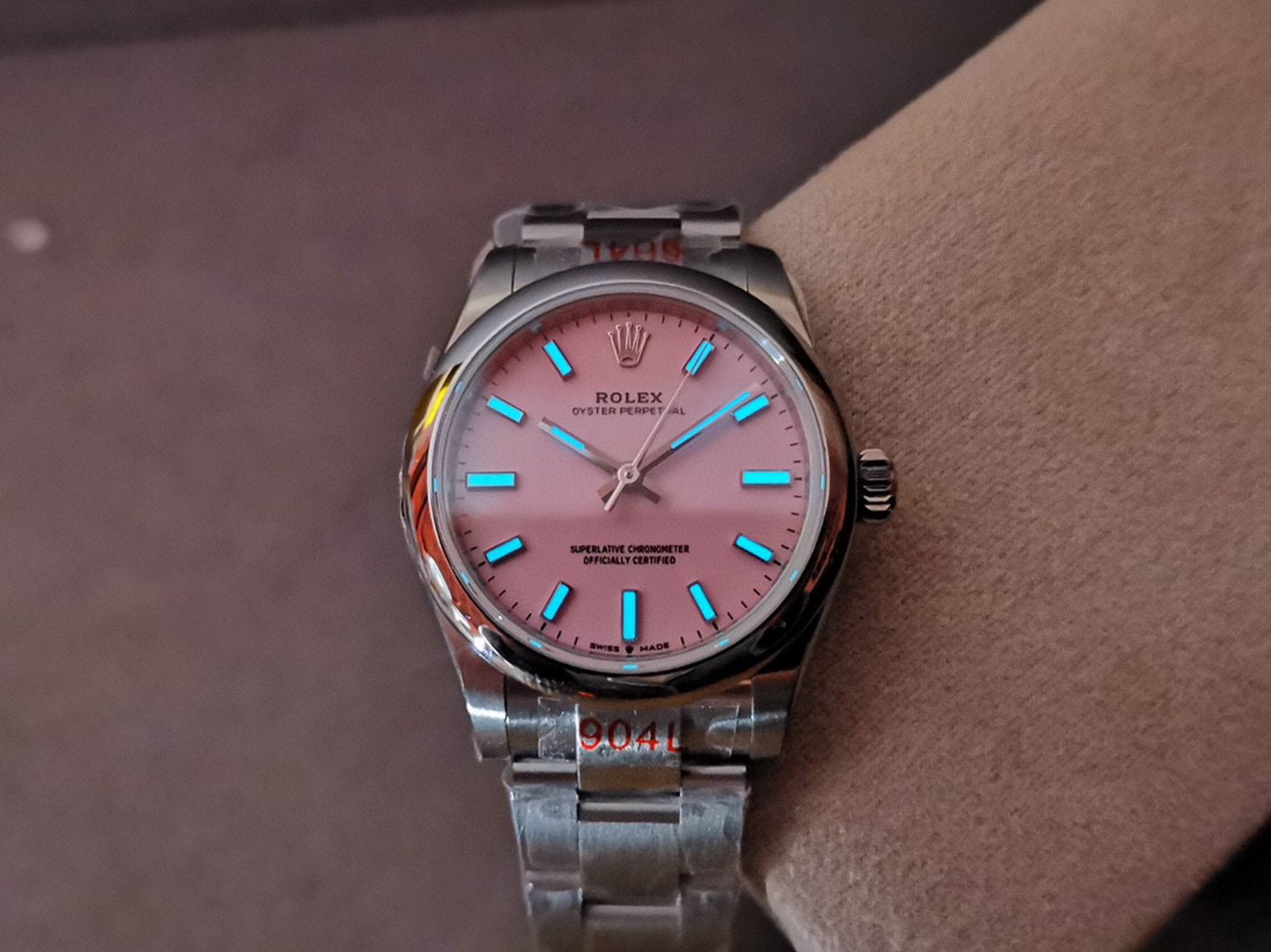 粉色蚝式恒动#手表