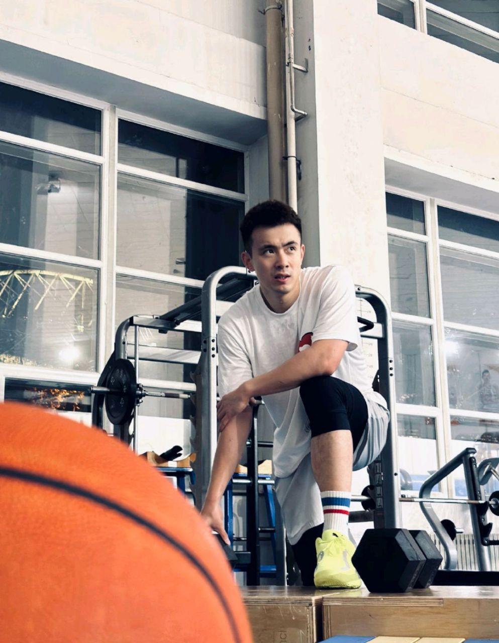 赵继伟的一组训练图片,这个休赛期,赵继伟一直在努力!