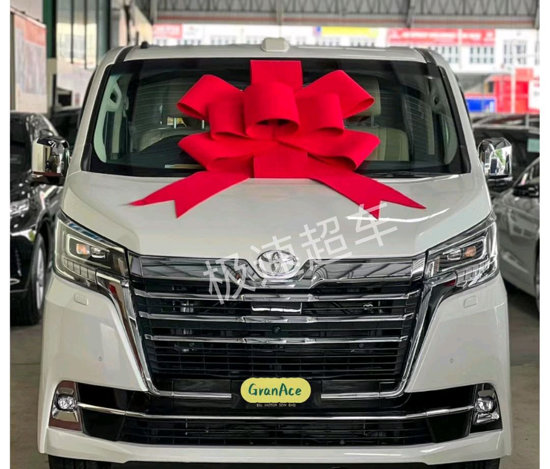 丰田granace(新海狮)亮相,空间大增,舒适度飙升,2.8t 侧滑门