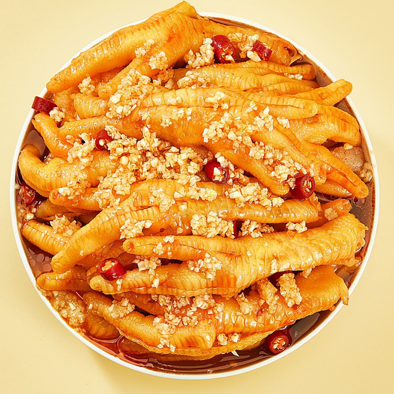 朋友们,这个酸酸辣辣的无骨鸡爪,好吃又美味  脱骨侠蒜香酸辣甜无骨鸡