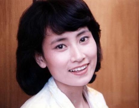 陈燕华:80年代最红女星,巅峰时期销声匿迹,如今生活状况怎样?