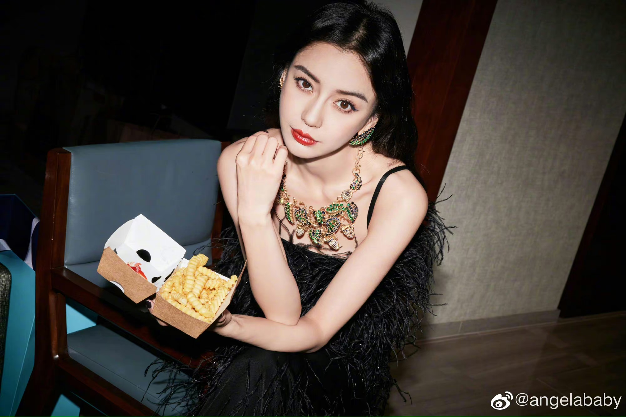 赵薇,古巨基,蔡徐坤,杨颖,周扬青,毛不易