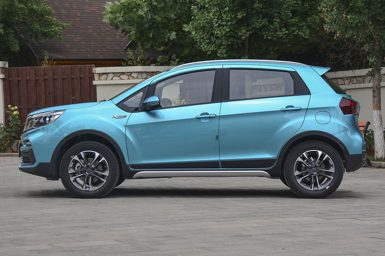 玉玲聊车:远景x3最强代步车,先说优点,再说缺点!