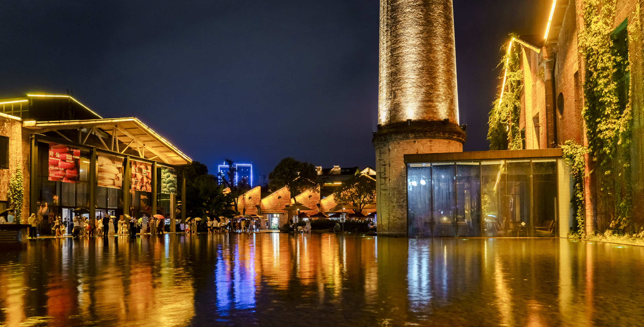 【景德镇61陶溪川创意广场】 旅游瓷都景德镇,最美好的事情就是去逛