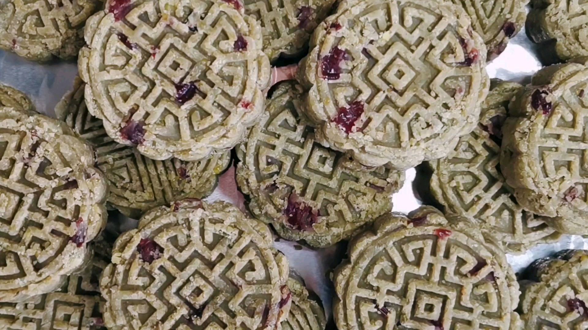 传统老式绿豆糕,掌握技巧,好吃不噎人健康消暑