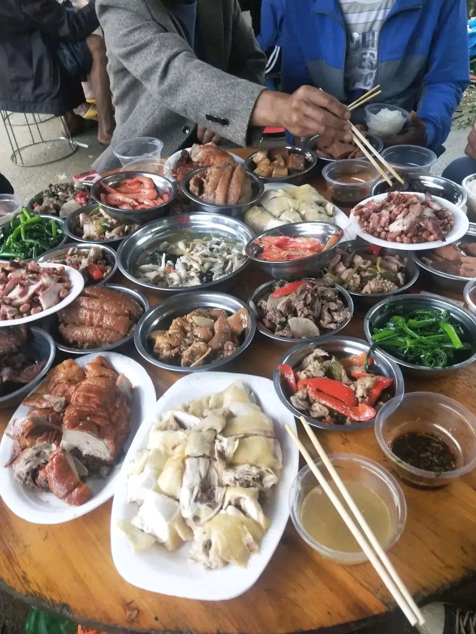 有一次在广西吃酒席,才知道广西酒席有这么文明素质!