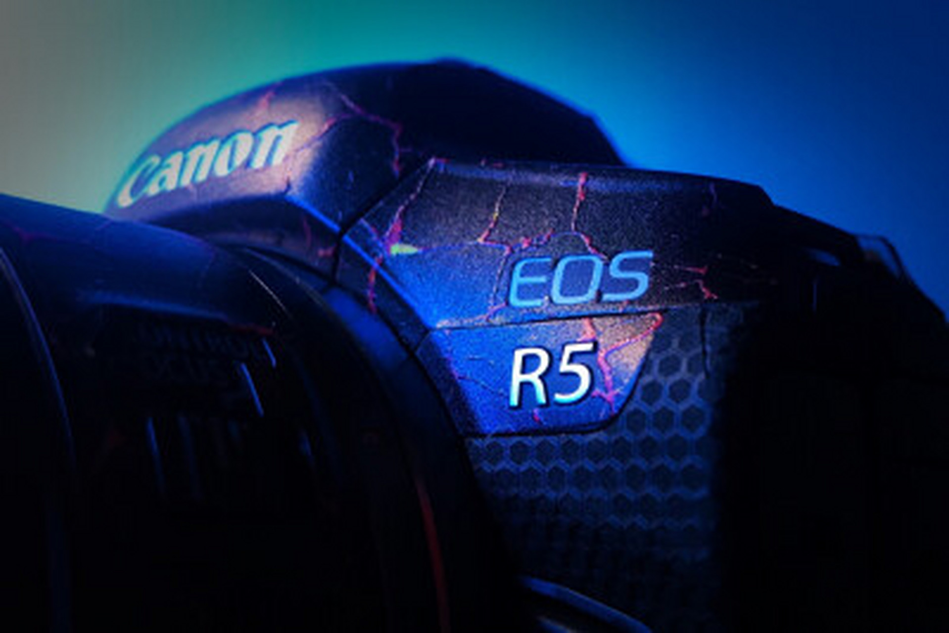 佳能r5索尼a7r4视频对比,佳能r5与5d4区别  佳能r5其实也还可以,反应