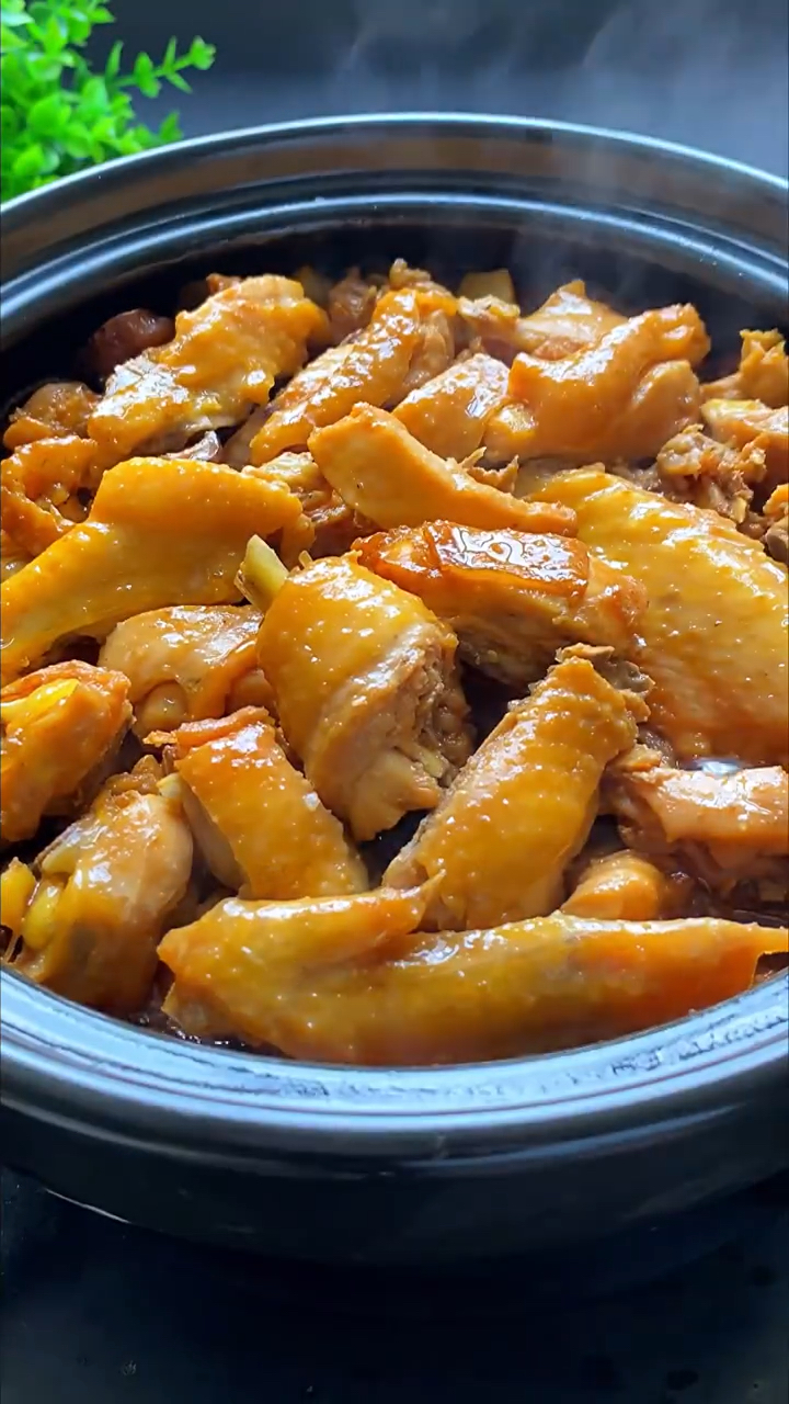砂锅盐焗鸡,咸香鲜嫩全家都喜欢,超级下饭的家常菜
