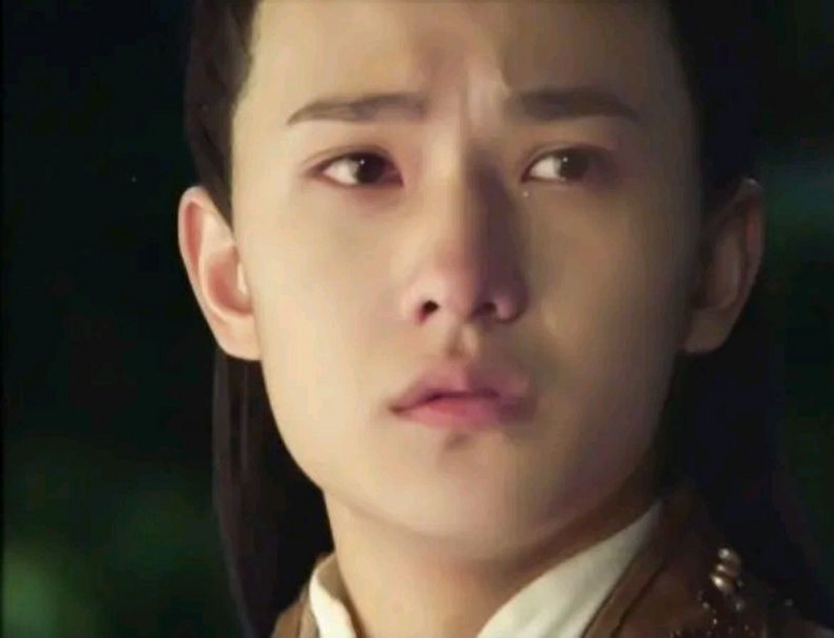 杨洋演新版《红楼梦》时,有一场哭戏,怎么也达不到导演李少红的要求