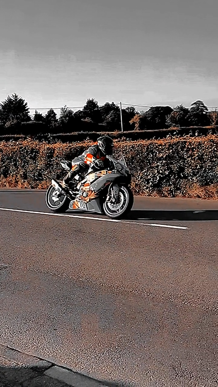 曼岛tt70号车手比赛最最后身影