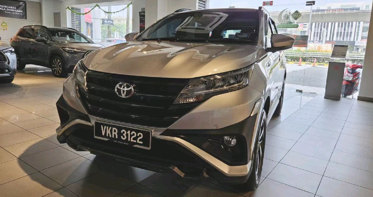 酷似"小汉兰达",丰田rush来了,尺寸媲美日产逍客,1.5引擎 5座