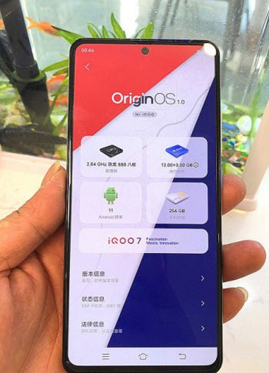 进入2023年后,一加,红米和真我就在两三千价位新手机内卷的不可开交