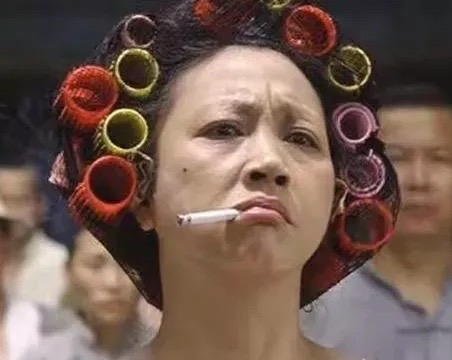 与人交谈不傻笑, 严肃态度能解决问题