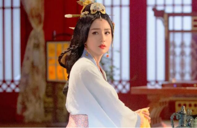 晋文公在齐国贪恋女色,妻子齐姜用计将其灌醉,送离齐国成就霸业