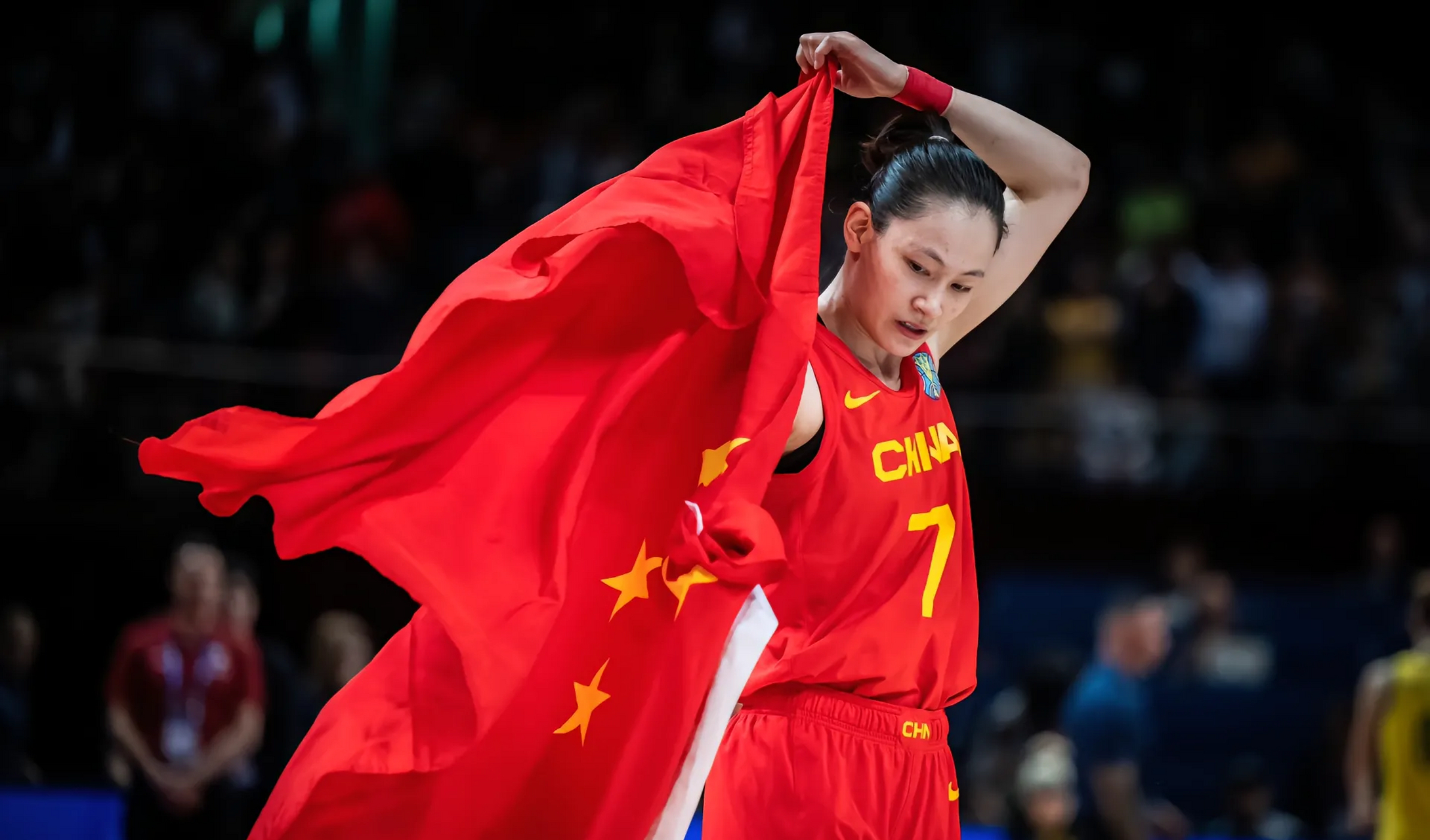 毛毛虫竟然女篮队长杨力维的克星?