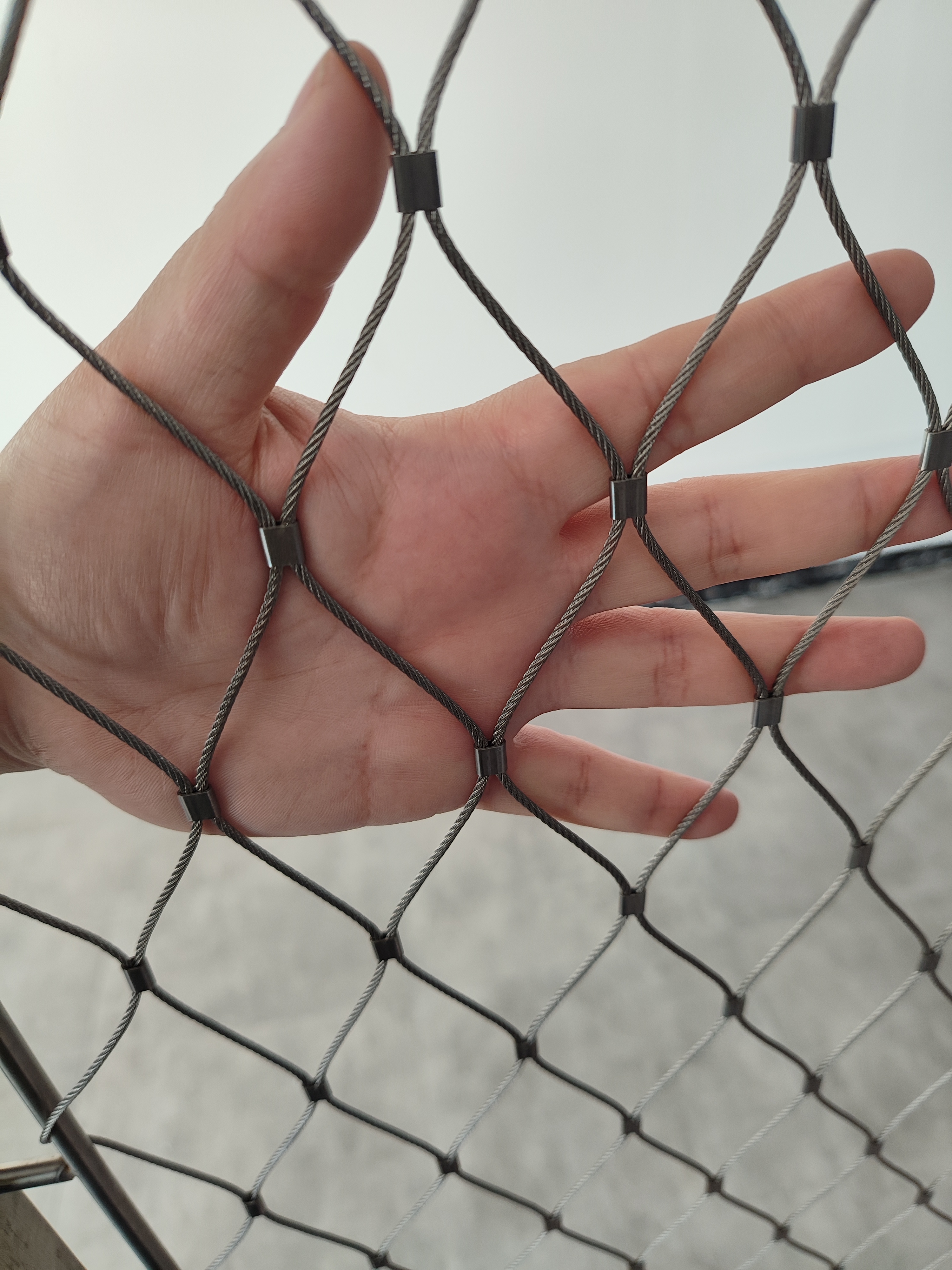 不锈钢绳网整体优势