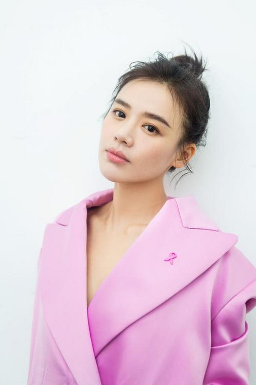 马思纯在综艺"这样的你" 节目中聊到自己状态不太好的阶段时,表示曾一