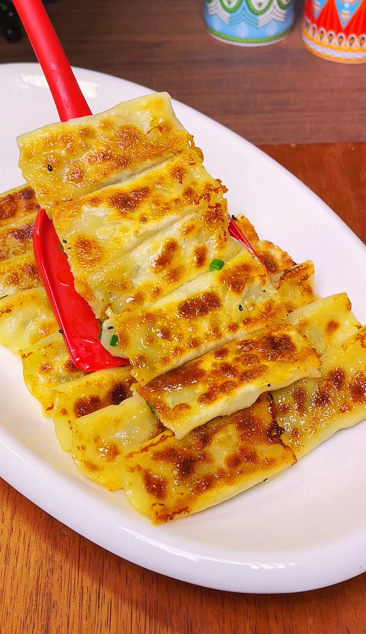 黄金锅贴,做法简单又好吃,你能吃几个?