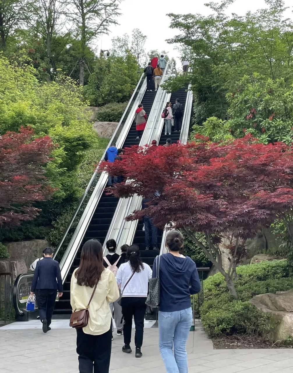 从今天开始,南京牛首山景区门票价格将上调,由88元涨到160元(图5)