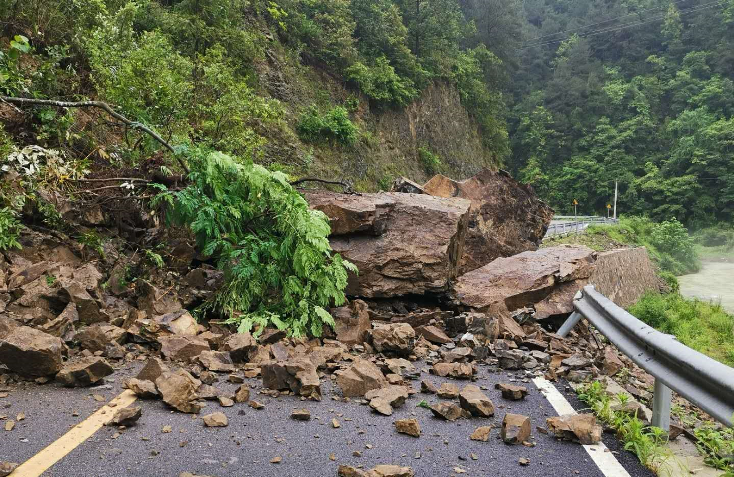 贵州雷山:严防汛期地质灾害隐患