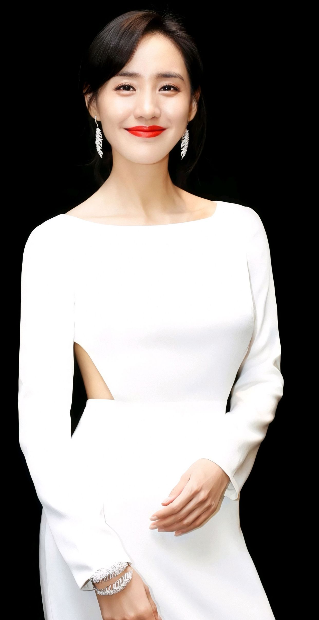 王智高清写真超有女人味,韵味十足,性感迷人