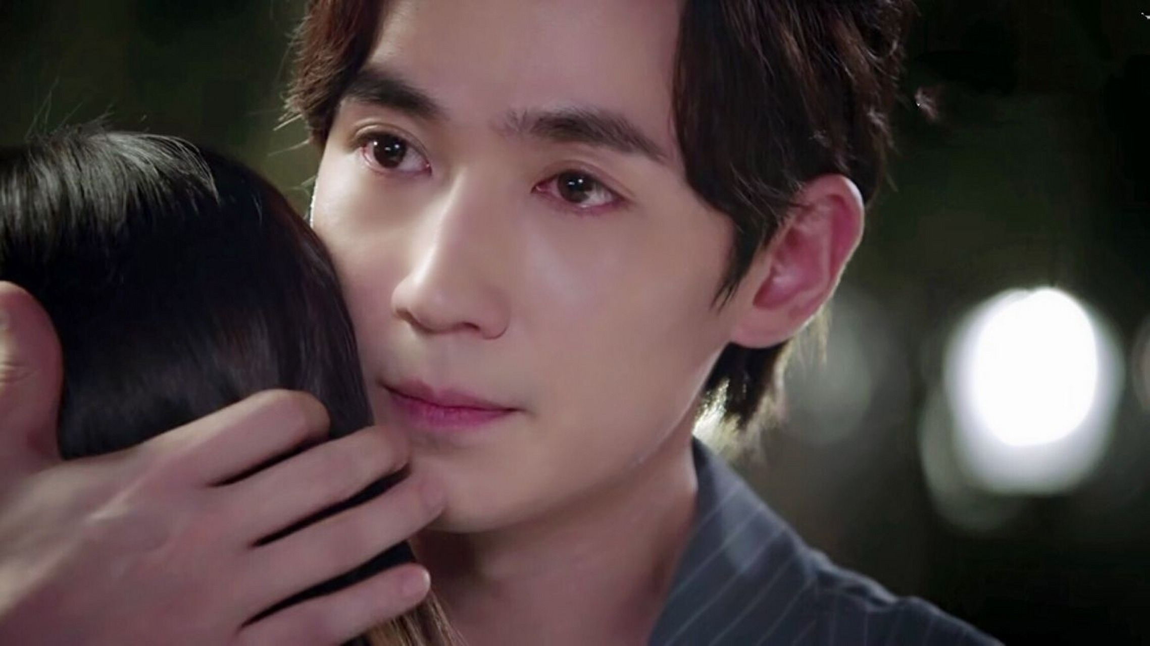 朱一龙感情生活再次被扒出来!5个绯闻女友,离过三次婚,都是真的吗?