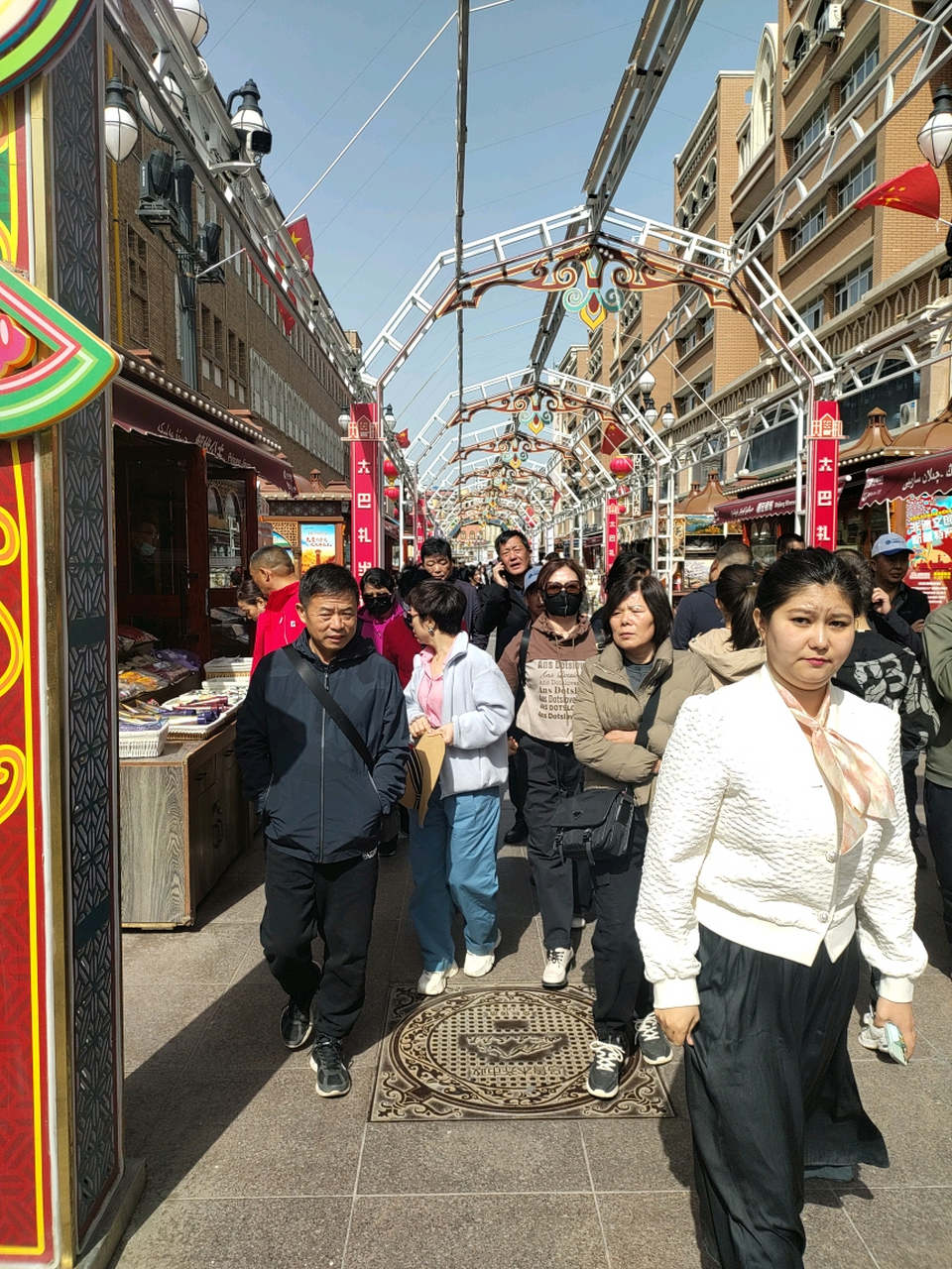 新疆二道桥大巴扎图片图片