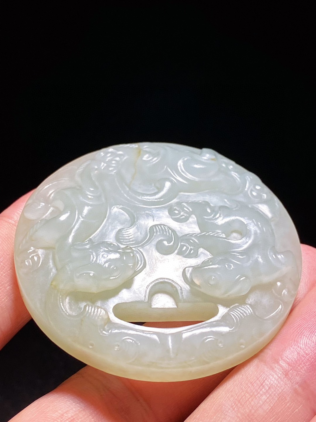 明以前 和田玉籽料 白玉 龙熊纹 带板 带銙 挂件