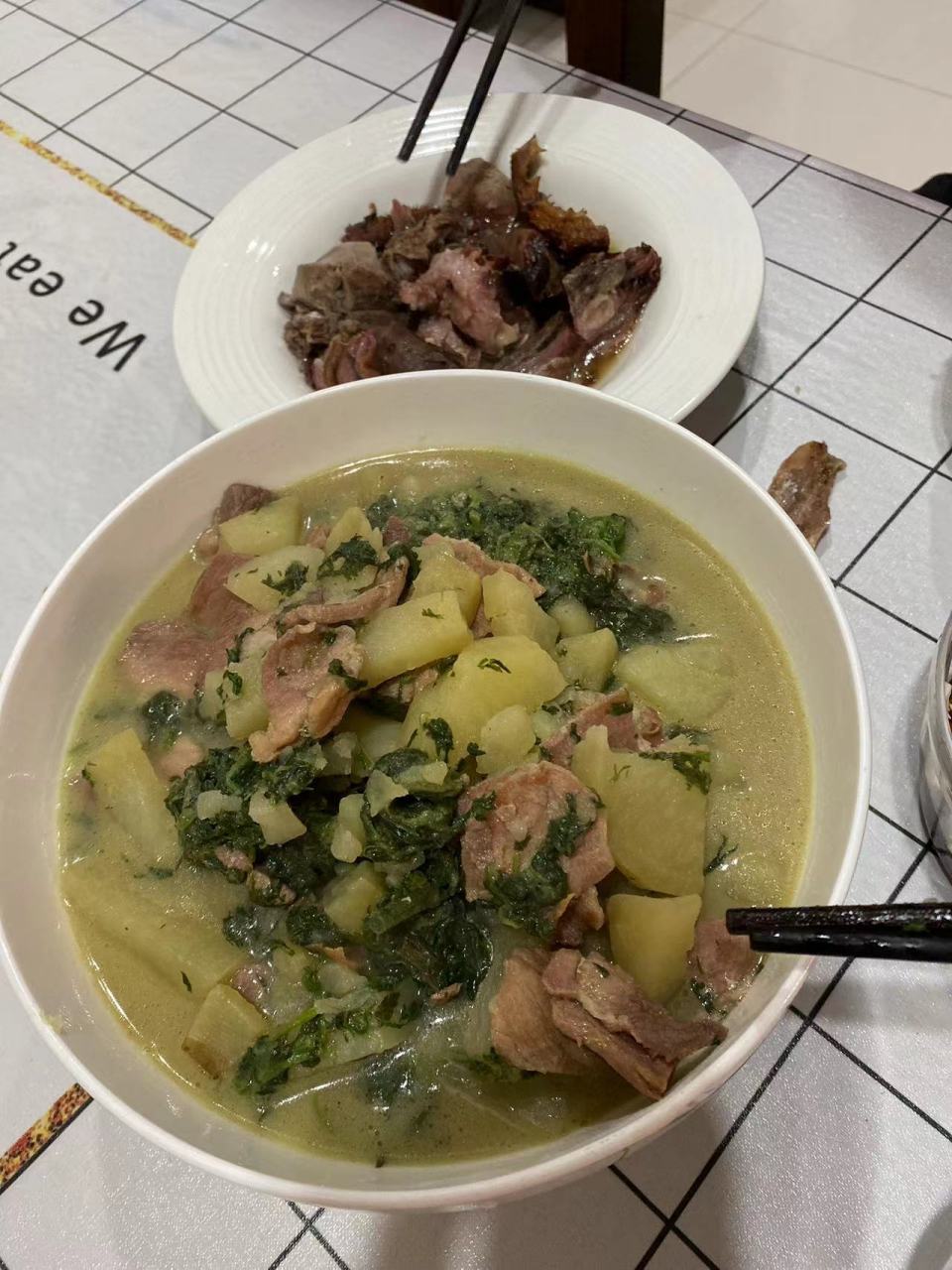 来点稀罕物～哈拉海炖土豆[欧耶]纯天然无污染,软软黏黏的味道很特别