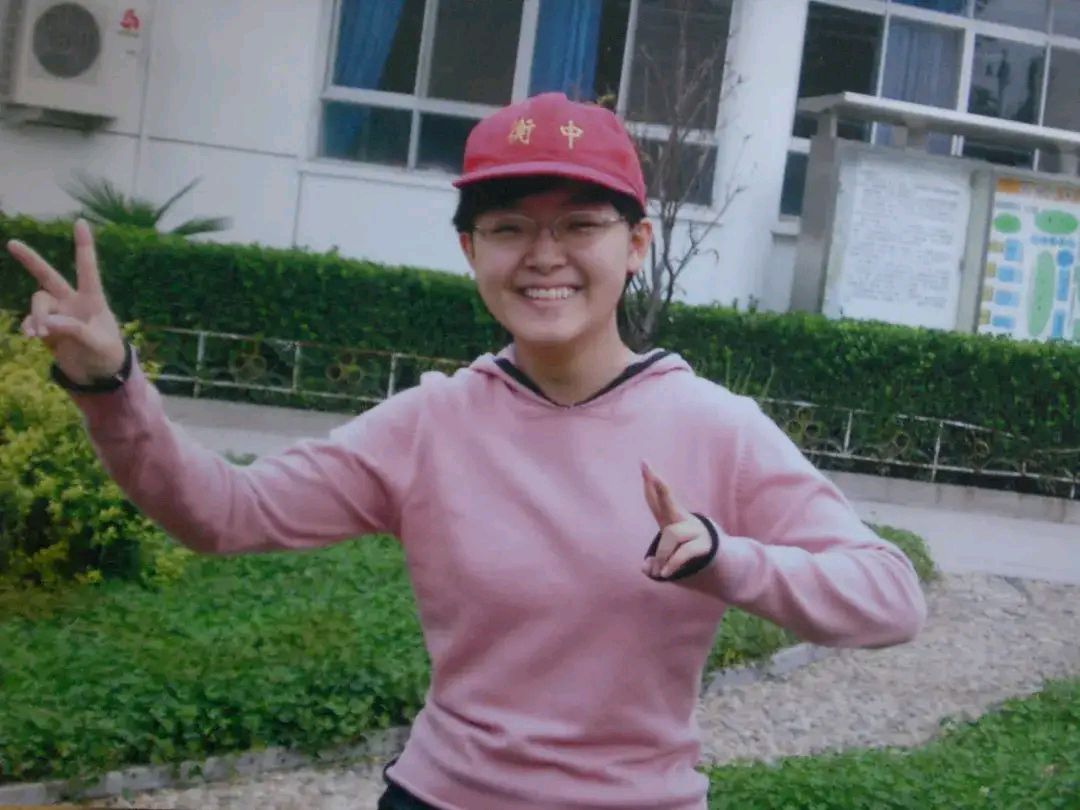 14年了,那个665分上北大,在清华攻读博士的才女,现状如何