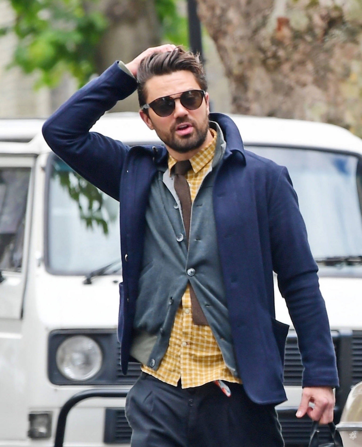 多米尼克·库珀(dominic cooper)伦敦最新街拍