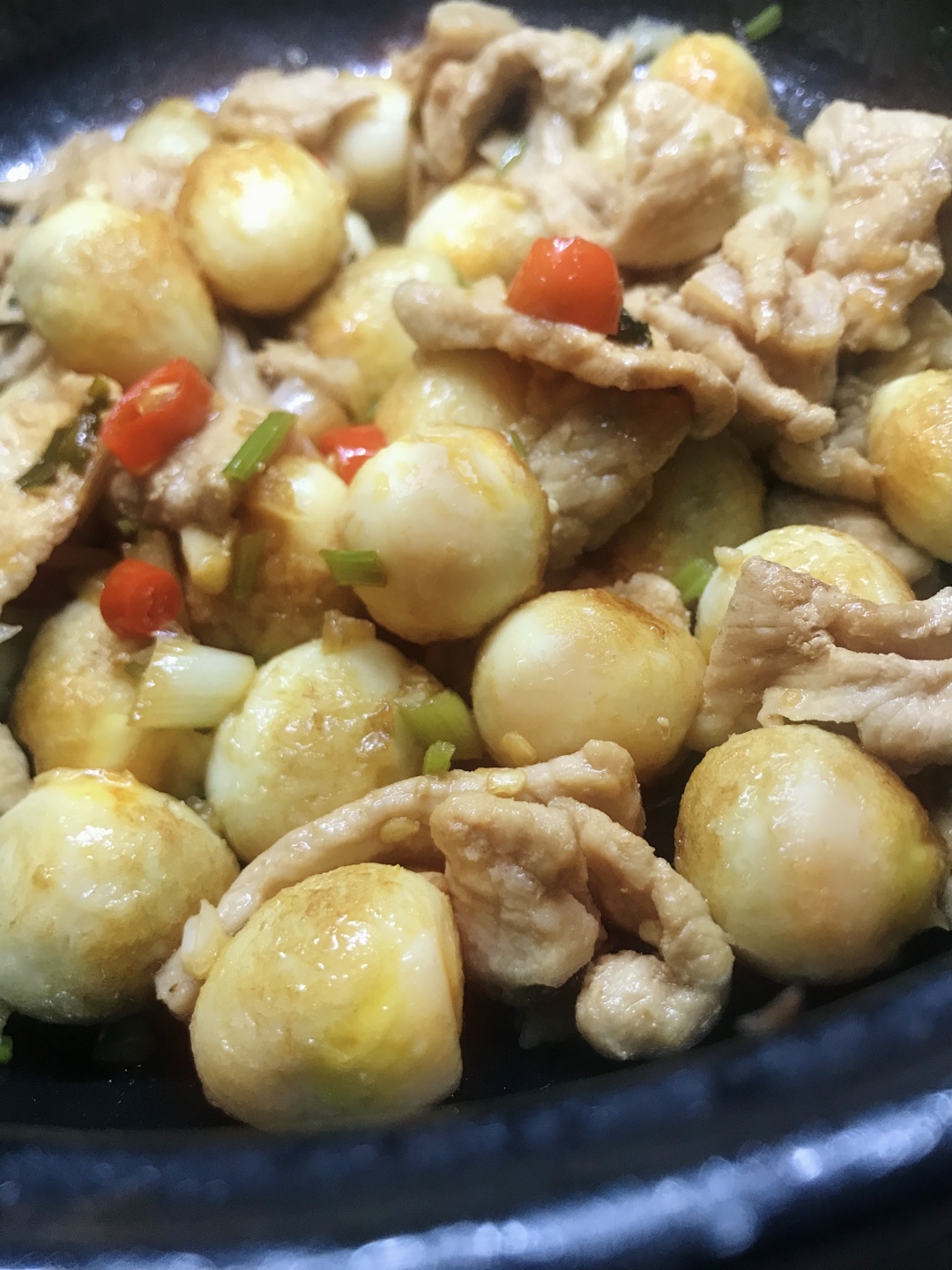 日常菜谱/鹌鹑蛋炒肉