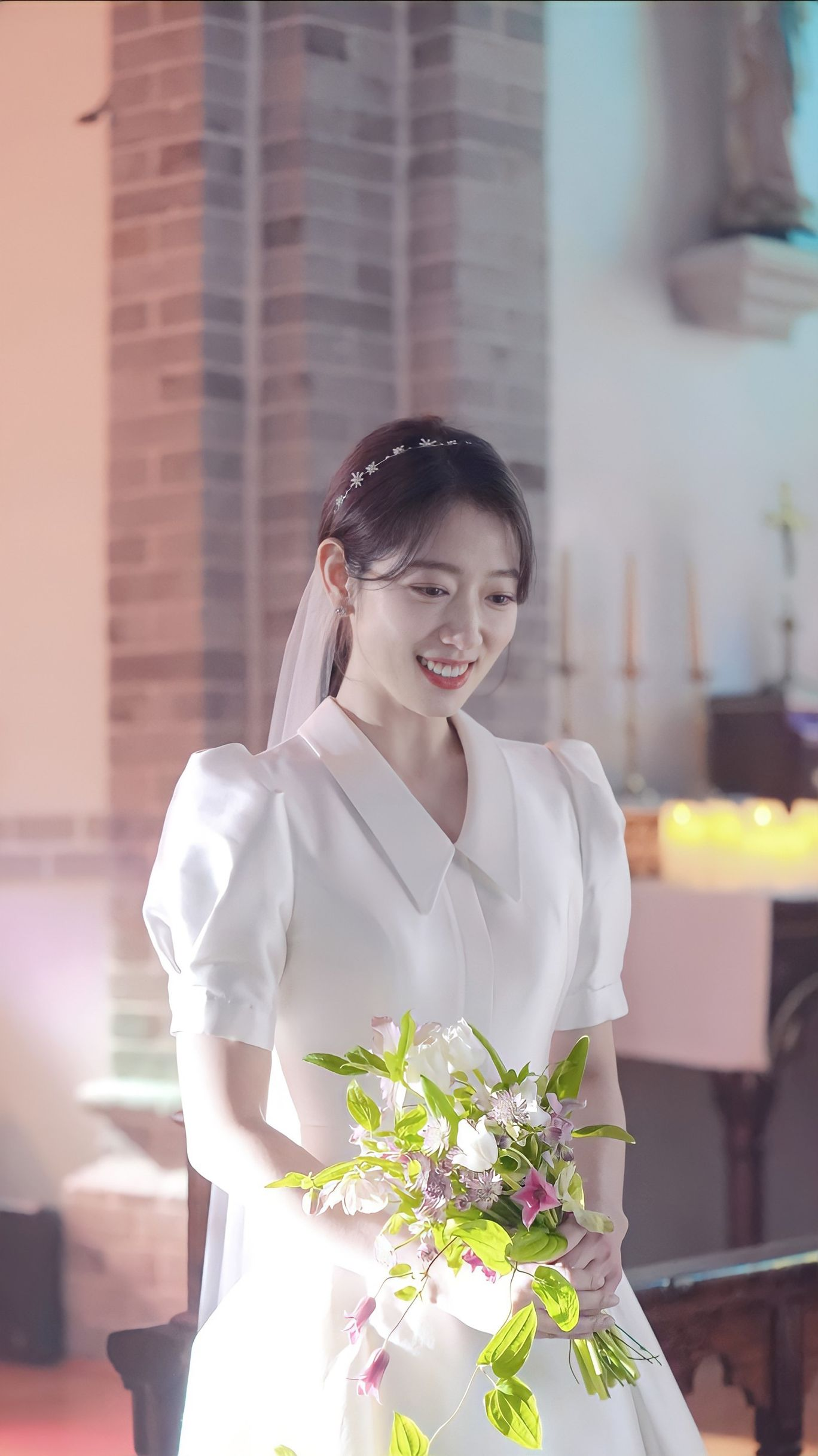 朴信惠身穿白纱婚礼现场照曝光 幸福出嫁,李敏镐到场祝福!