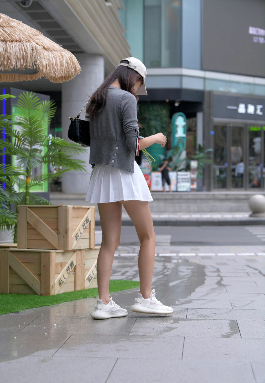 穿短裙的美女,美不美?